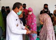 Belum Dapat Bansos, 197 Warga Mojong Diberikan BLT