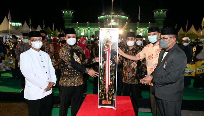 Poin Imbang dengan Sidrap, Makassar Juara Umum STQH ke-32 Lewat Dasar Ini