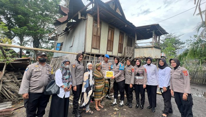 Polres Sidrap Beri Bantuan Sosial Kepada Korban Bencana Alam