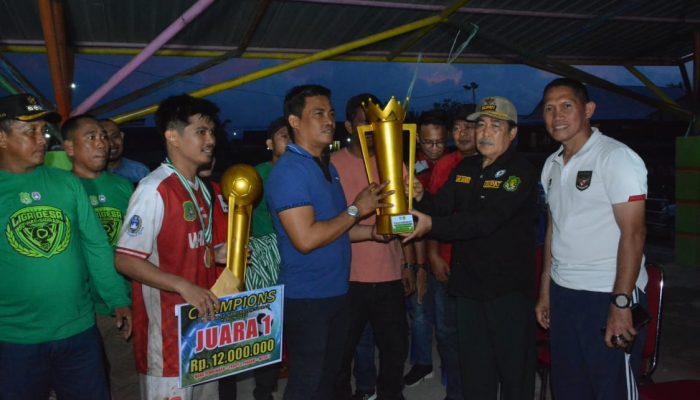 Dollah Mando Tutup Liga Desa Sidrap, Allakkuang Tampil sebagai Kampiun