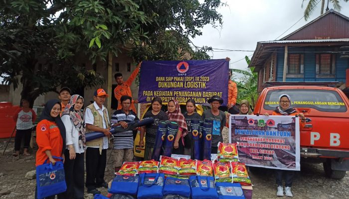 Banjir di Lawawoi Rusak 8 Rumah, BPBD Sidrap Salurkan Bantuan