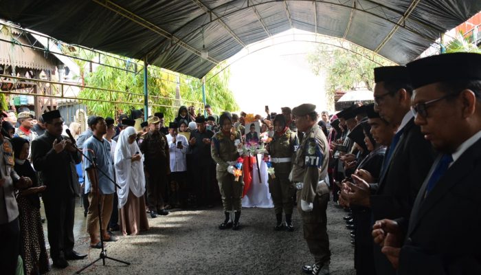 Dollah Mando Hadiri Pelepasan Jenazah Kadis PSDA Sidrap
