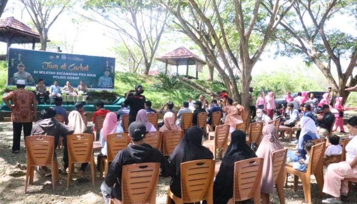 Jumat Curhat, Ini Penekanan Kapolres Sidrap ke Warga Pitu Riase