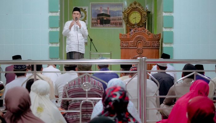 Safari Malam Ke-6 Ramadhan, Bupati Barru Ajak Masyrakat Perkuat Silaturahmi