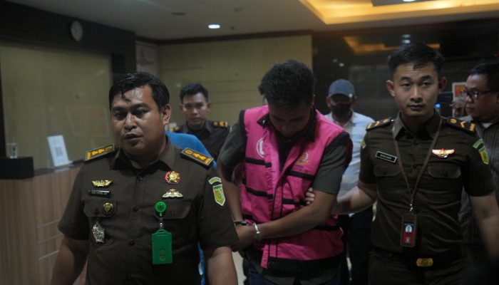 Kejati Sulsel Menahan 5 Tersangka Korupsi Fasilitas Kredit KUR di Pangkep