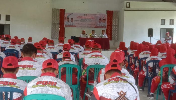 Kontingen PGRI Sidrap Dilepas Secara Resmi