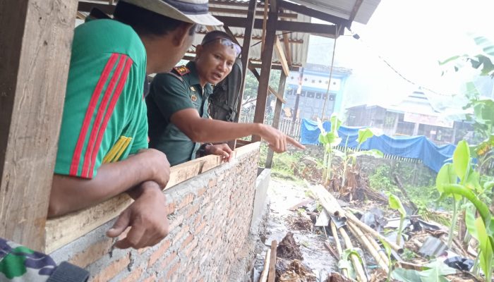 Sudah Capai 55 Persen, Dandim 1420/Sidrap Cek langsung Pengerjaan RTLH Ibu Kanang