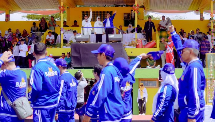 Bupati Barru Hadiri Pembukaan Porseni PGRI Ke-VI Tingkat Provinsi Sulawesi 
