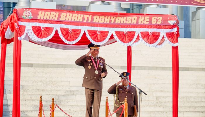 Kajati Sulsel Jadi Inspektur Upacara Peringatan Hari Bhakti Adhyaksa ke-63