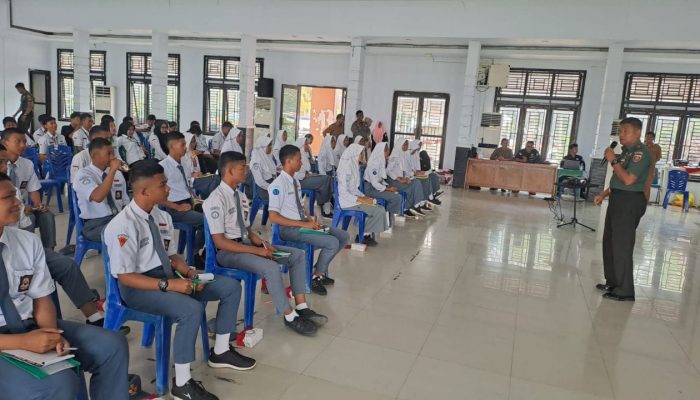Kasdim 1420/Sidrap, Memberikan Sosialisasi Pembinaan Ideologi Pancasila (PIP) kepada Calon Paskibraka Tahun 2023 dengan Materi Wawasan Kebangsaan 