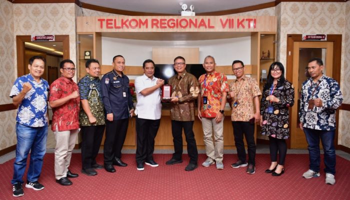 Pj Gubernur Bahtiar Kunker ke Kantor Telkom Regional 7 KTI