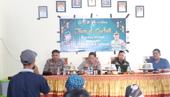 Jumat Curhat di Takkalasi, Kapolres Sidrap: Tetap Jaga Kamtibmas Jelang Pemilu
