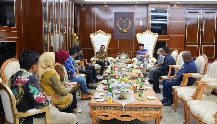 Pj Gubernur Bahtiar Harap KPID Sulsel Berperan Sukseskan Program Prioritas Pemerintah