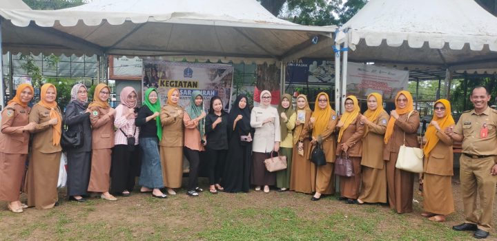 Pemkab Bone Gelar Pasar Murah Bantu Warga Kurang Mampu