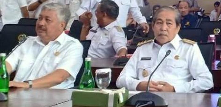 Dollah Mando Terima DIPA dan Buku Alokasi TKD Sidrap 2024