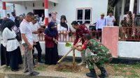 Anggota KPPS Pemilu 2024 Desa Lapasa Tanam Bibit Pohon Usai Dilantik