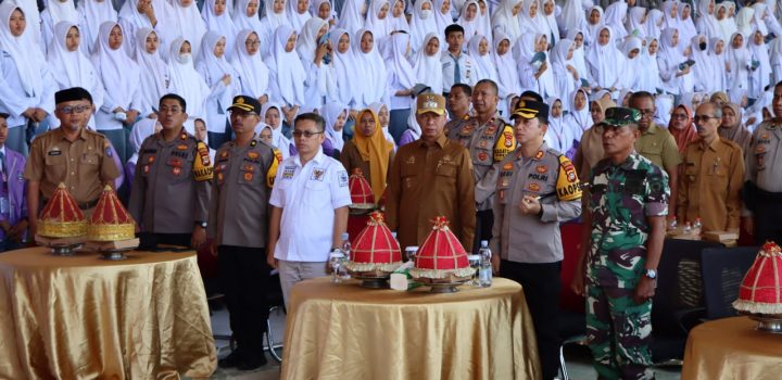 Polres Enrekang Menggelar Deklarasi Pemilu Damai 2024 Putih Abu-abu Pelajar SMA SMK SLB dan Sederajat