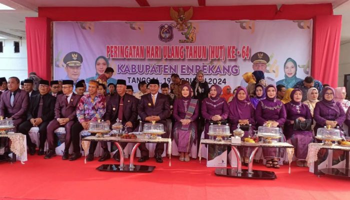 Pj Gubernur Bahtiar Puji Kemajuan Kabupaten Enrekang