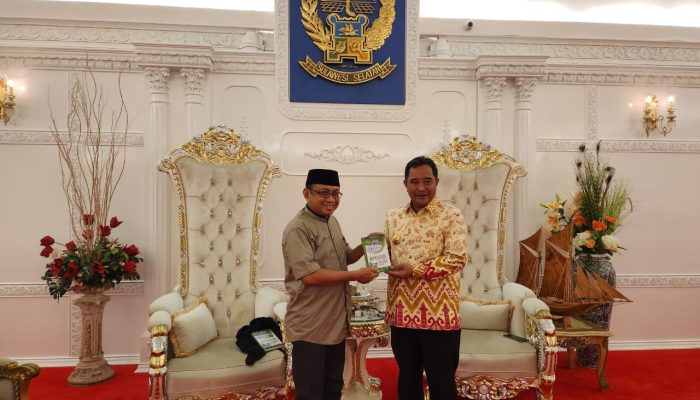 Pj Gubernur Bahtiar – Rektor Universitas Balikpapan Bahas Konektivitas Sulsel dan Inovasi untuk IKN