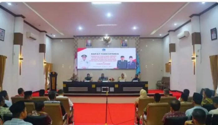 PLN UP3 Watampone Berbagi Kebahagiaan Dengan Anak Yatim