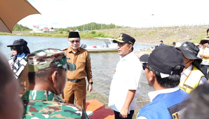 Tebar 250 Ribu Benih, Pj Gubernur Sulsel Target Wajo Jadi Pusat Ikan Air Tawar