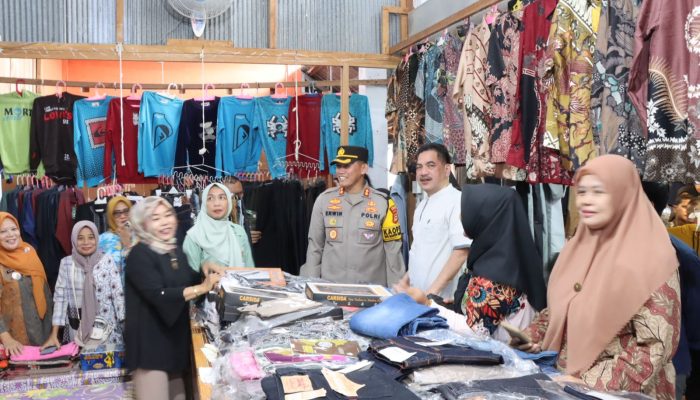 Jelang Lebaran, Kapolres bersama PJ Bupati Sidrap Cek Ketersediaan Bahan Pokok