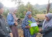 Baznas Bone Berikan Bantuan Korban Kebakaran di Desa Cinennung 