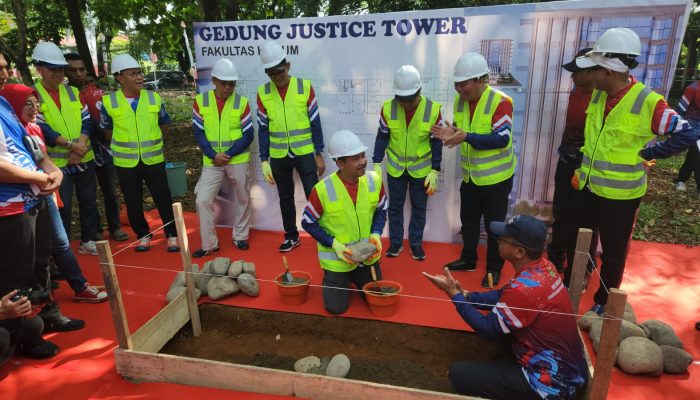 Kajati Sulsel Letakkan Batu Pertama Pembangunan Justice Tower