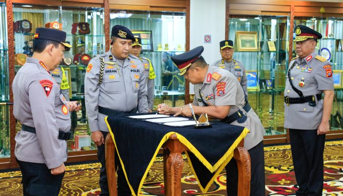 Kapolri Lantik Brigjen Dwi Irianto Jadi Kapolda Sultra
