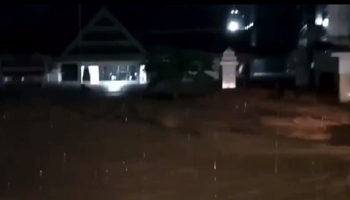 Bencana Banjir Melanda Enrekang, Rumah dan Fasilitasi Umum Terdampak