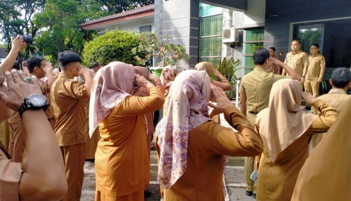 PJ Sekda Sidrap Pimpin Apel Solidaritas Penggalangan Donasi ASN untuk korban Banjir