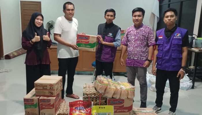 Peduli Sesama, Travel Haji & Umroh An-Nur Maarif Bantu Korban Banjir