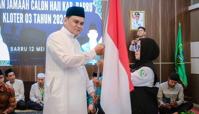 Bupati Lepas Keberangkatan 187 Calon Jamaah Haji Asal Kabupaten Barru
