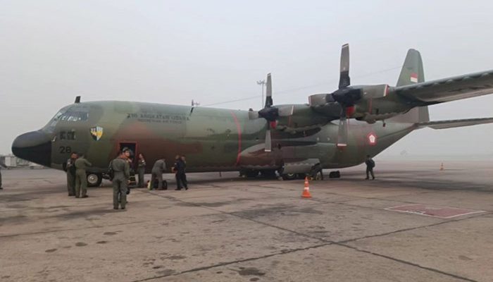 Bantuan Warga Enrekang Untuk Palestina Diterjunkan Pakai Pesawat TNI-AU
