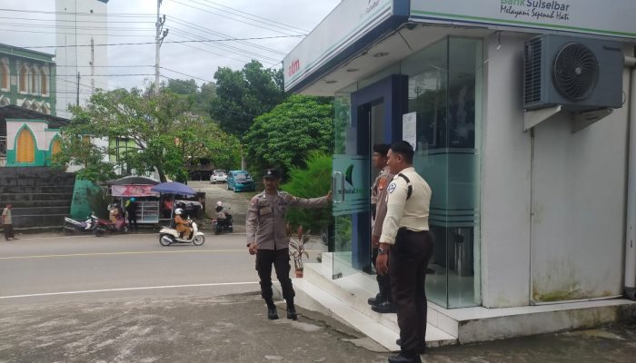 Cooling System Jelang Pilkada, Polsek Enrekang Patroli Dialogis