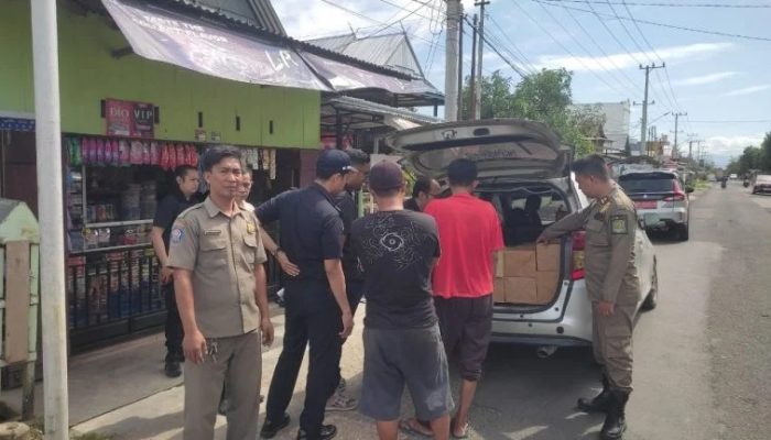 Ditangkap! Mobil Berisi Rokok Ilegal Digrebek di Sidrap