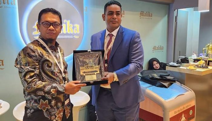 Annur Maarif Ikuti Pameran Hotel, Visa, Bus, Tiket dan Handling Umroh di Jakarta