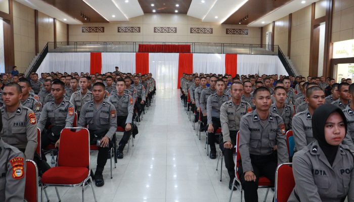 Hari Ke 7 Orientasi ini Pembekalan Kepada Para Lulusan Ba/Ta Gelombang 1 TA. 2024 Polda Sulsel