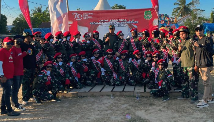 PKK Desa Mojong Ikut Meriahkan Gerak Jalan HUT RI ke-79 tingkat Kecamatan