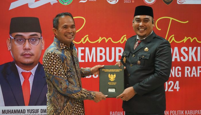 BPN Serahkan Sertifikat Kepada Pemkab Sidrap