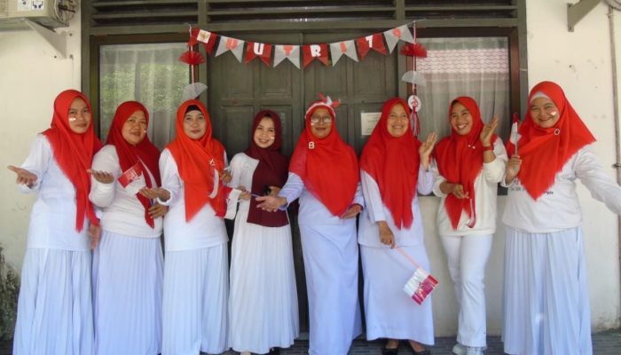 Semangat Hari Kemerdekaan, RSUD Arifin Nu’mang Beri Pelayanan Bernuansa Merah Putih