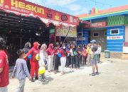 Semarak HUT RI ke-79, Begini Cara Unik Petugas SPBU Asepta Sidrap Sambut Konsumen 