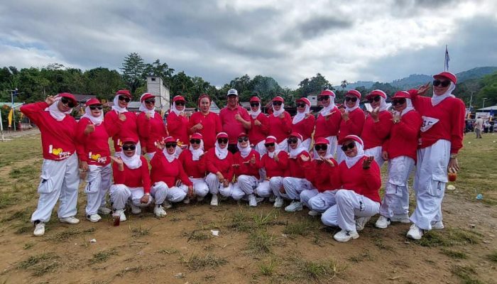 Tim Merah Putih Desa Compong Raih Juara Umum Tingkat Kecamatan Kegiatan HUT RI ke 79