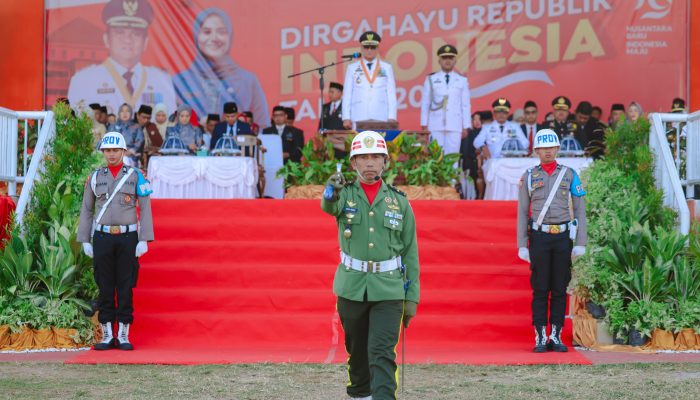 Berlangsung Khidmat, Upacara Penurunan Bendera Merah Putih di Barru Sukses