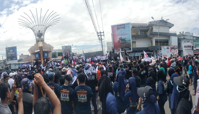 Dihadapan Ribuan Simpatisan, SAR-Kanaah Gaungkan “Saromase Maju dan Sejahtera”