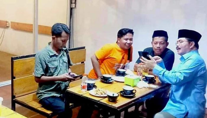 Aji Aras: Seduhan Kopi Jelang Pendaftaran di KPU Barru