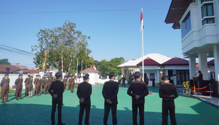 Kejari Sidrap Upacara Peringatan Hari Jadi Kejaksaan RI ke-79