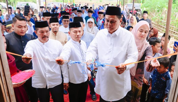 Bupati Barru Resmikan Masjid Baburrahman dan Hadiri Peringatan Maulid Nabi di Desa Gattareng