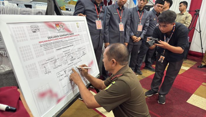 Kajari Sidrap dan Forkopimda Saksikan dan Tandatangani Deklarasi Pilkada Damai 2024