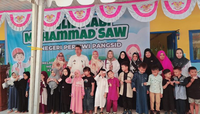 Murid TK Pertiwi Pangkajene Kantongi Kartu Identitas Anak